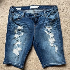 TORRID Boyfriend Ripped Shorts